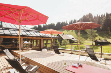 © Rickatschwende F. X. Mayr Health Retreat Terrasse und Liegestühle - F.X. Mayr Kurhotel Rickatschwende